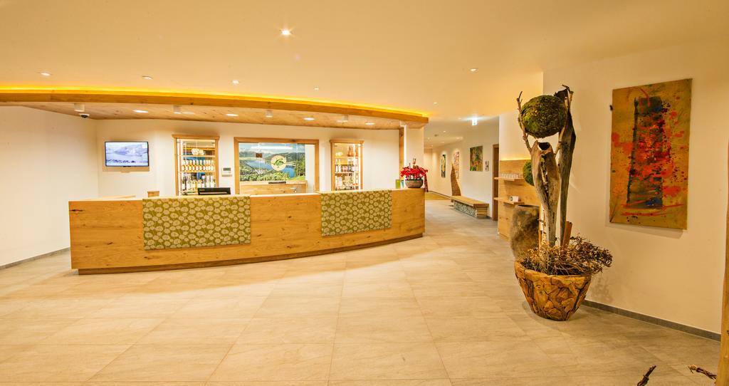 Hotel Gruener Baum Zell am See Dış mekan fotoğraf