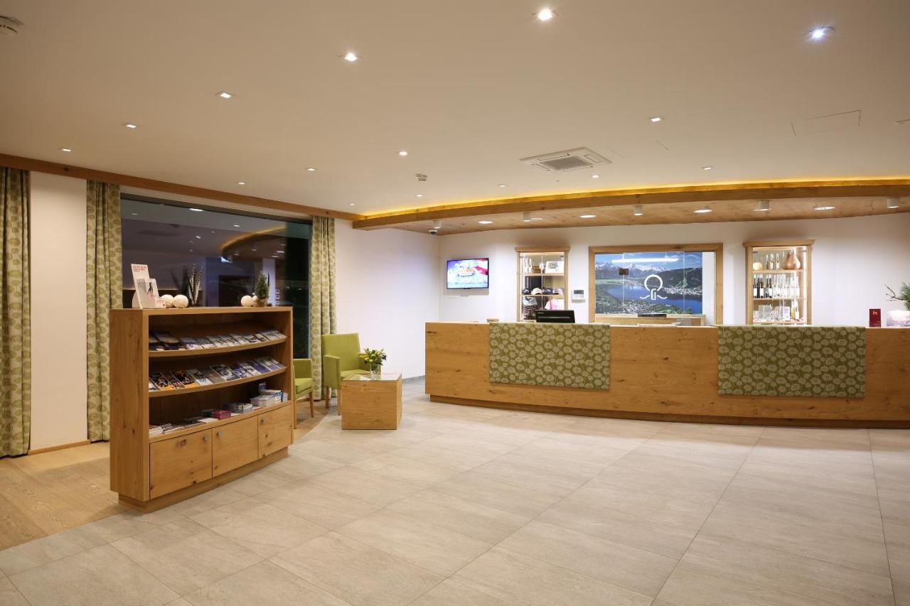 Hotel Gruener Baum Zell am See Dış mekan fotoğraf